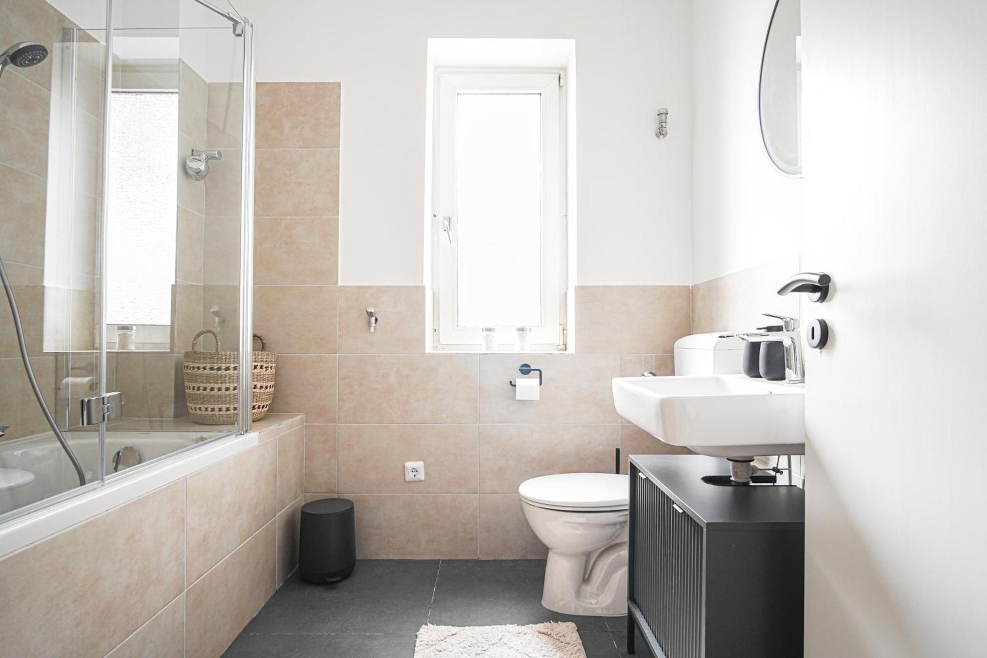 Homefy Balcony Apartment - Up To 4 People - Close To Fair - Free Parking Έσσεν Εξωτερικό φωτογραφία